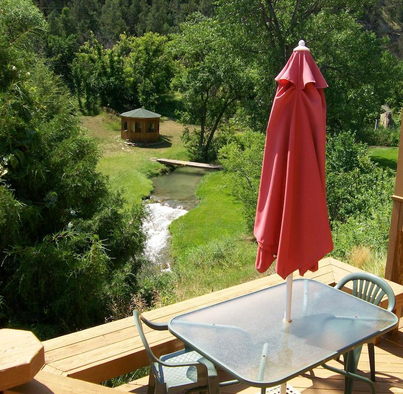 River Falls Lodging -Black Hills, South Dakota ฮ็อตสปริงส์ ห้อง รูปภาพ
